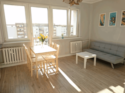 Wynajmę mieszkanie dwupokojowe PO REMONCIE, media miejskie