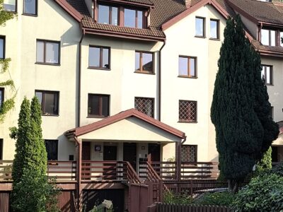 Mieszkanie Ursynów 132m pow. mieszk. 4pokoje + garaż 30m+piwnica7m + taras 23m