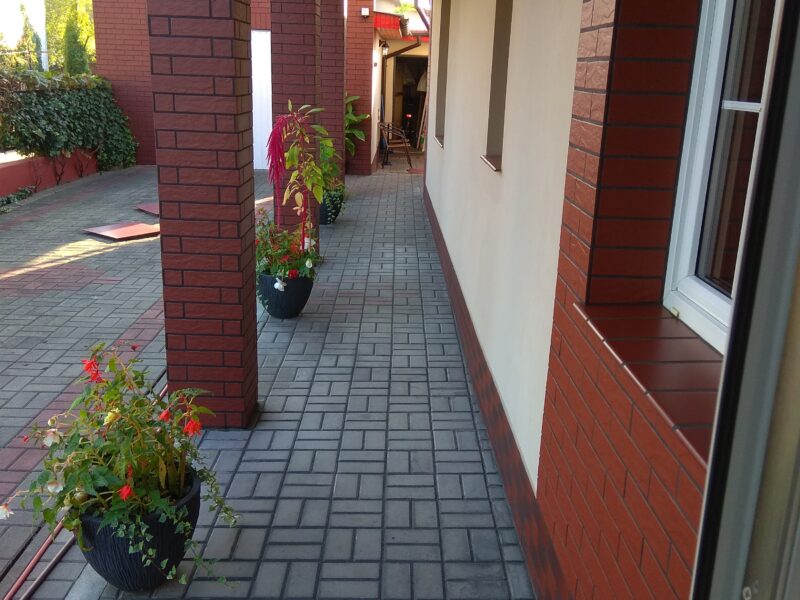 Dom o powierzchni całkowitej 186 m2 z 1993r. na sprzedaż, 500 m od tężni/basenu termalno - solankowego w Ciechocinku