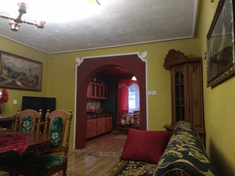 Dom o powierzchni całkowitej 186 m2 z 1993r. na sprzedaż, 500 m od tężni/basenu termalno - solankowego w Ciechocinku